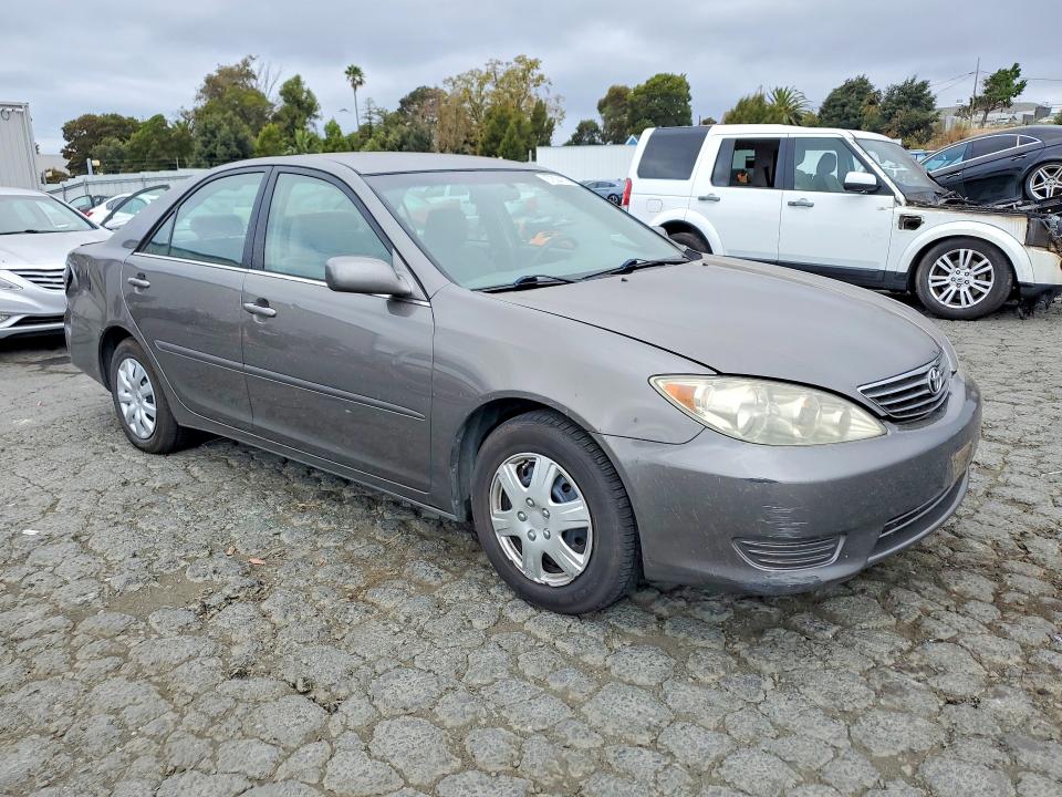 2006 Toyota Camry მანქანა იყიდება აუქციონზე, vin: 4T1BE30K36U676341, აუქციონის ნომერი: 67504116
