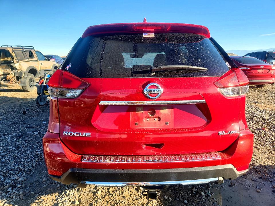 Продаж на аукціоні авто 2017 Nissan Rogue, vin: JN8AT2MV8HW264772, номер лоту: 70868486
