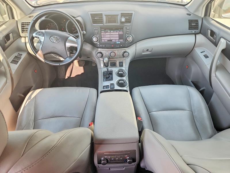 67407096 :رقم المزاد ، 5TDBK3EHXBS048804 vin ، 2011 Toyota Highlander مزاد بيع