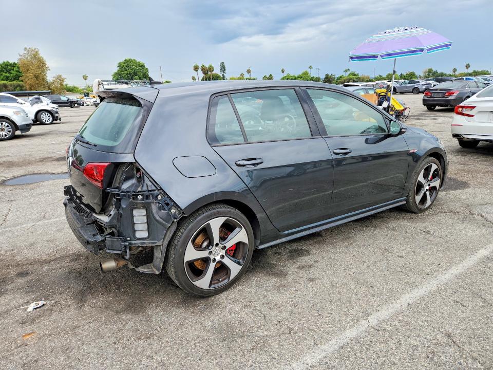 68025886 :رقم المزاد ، 3VW447AU3GM044675 vin ، 2016 Volkswagen Gti مزاد بيع