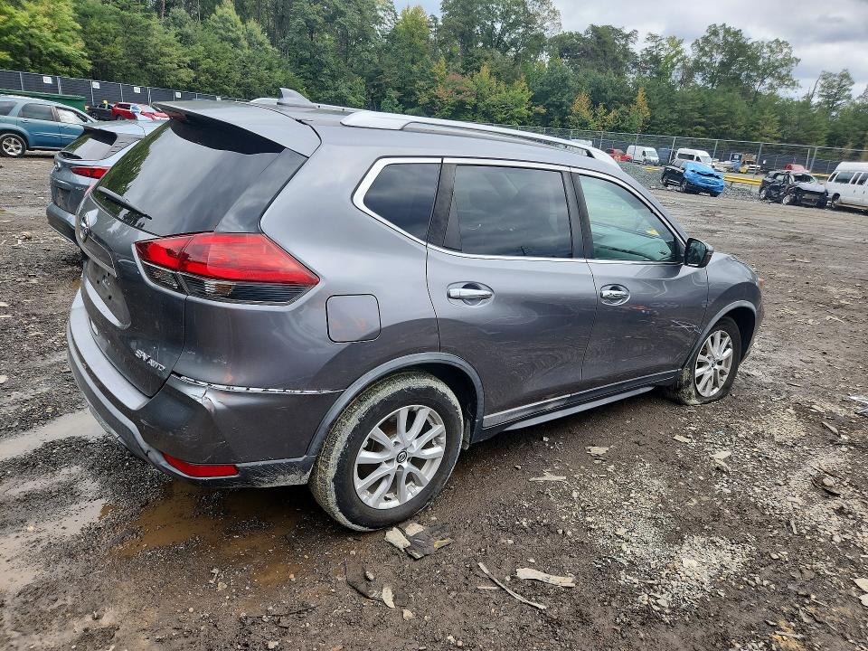 Продажа на аукционе авто 2018 Nissan Rogue, vin: KNMAT2MV9JP594318, номер лота: 70479196