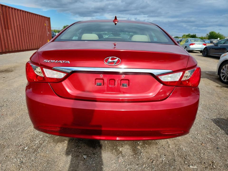 67679286 :رقم المزاد ، 5NPEB4AC9BH137377 vin ، 2011 Hyundai Sonata مزاد بيع