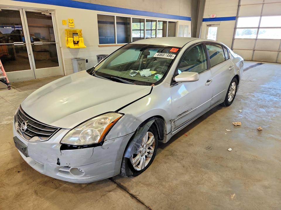 68681496 :رقم المزاد ، 1N4AL2AP5AC182612 vin ، 2010 Nissan Altima مزاد بيع