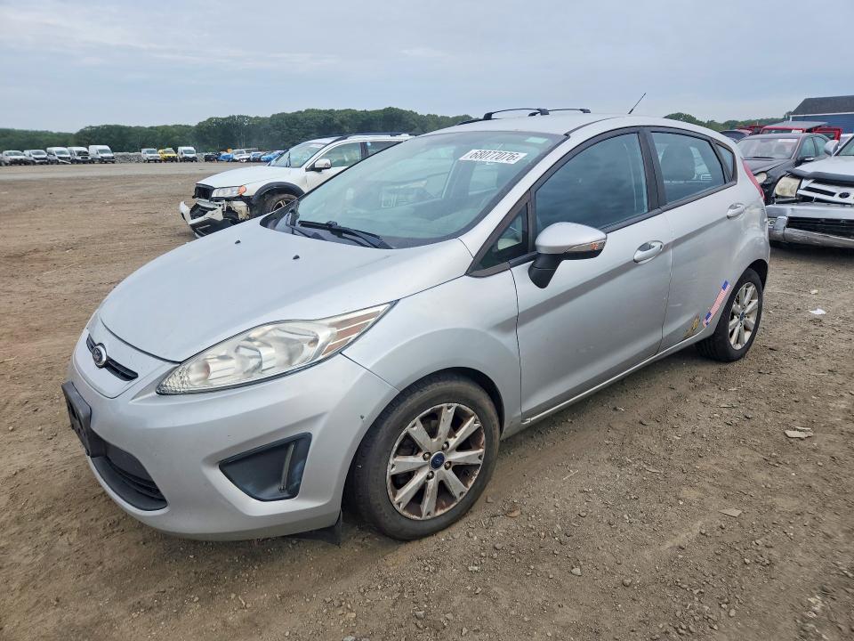 2013 Ford Fiesta მანქანა იყიდება აუქციონზე, vin: 3FADP4EJ0DM120122, აუქციონის ნომერი: 68077076