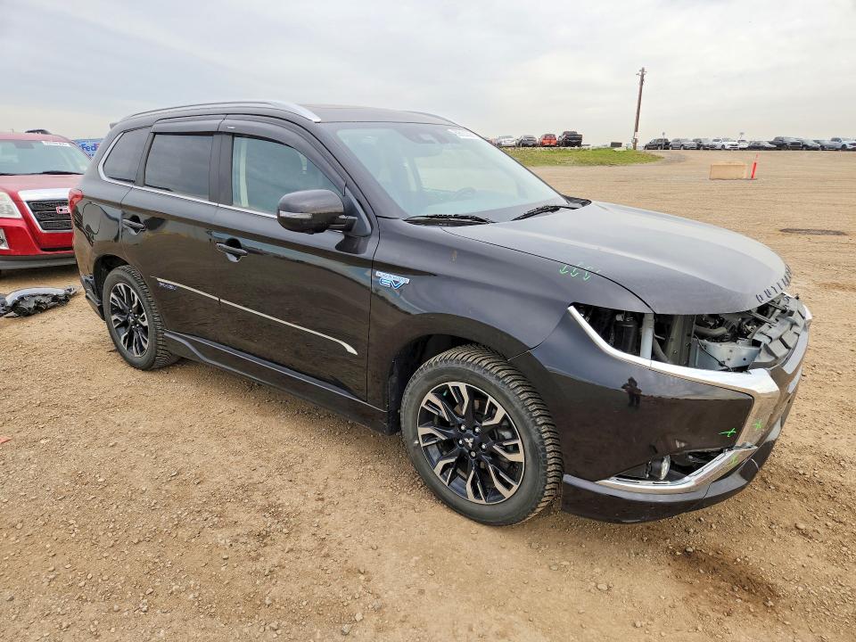 Продажа на аукционе авто 2018 Mitsubishi Outlander, vin: JA4J24A52JZ610957, номер лота: 69820806