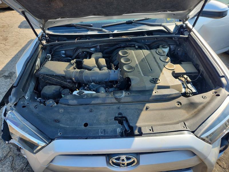 68977876 :رقم المزاد ، JTEZU5JR8K5195904 vin ، 2019 Toyota 4runner مزاد بيع