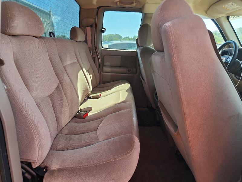 69019396 :رقم المزاد ، 2GTEK19T341312908         vin ، 2004 Gmc New Sierra مزاد بيع