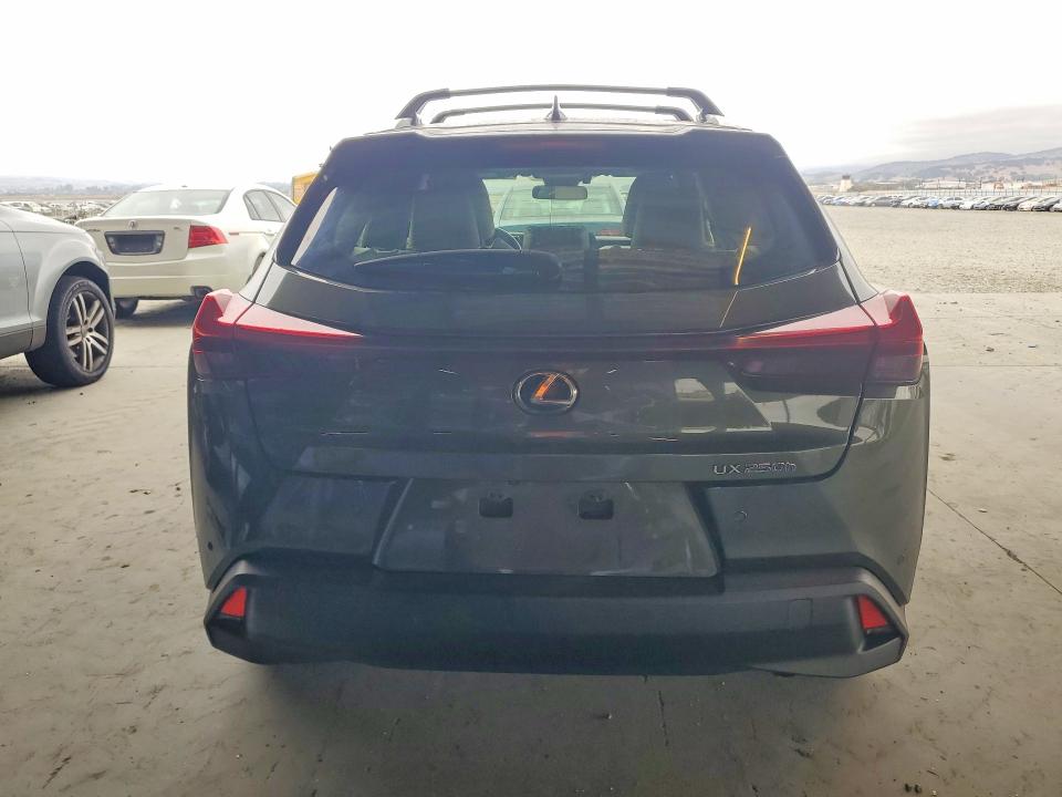 Продажа на аукционе авто 2022 Lexus Ux 250h, vin: JTHX9JBH8N2059319, номер лота: 67697086