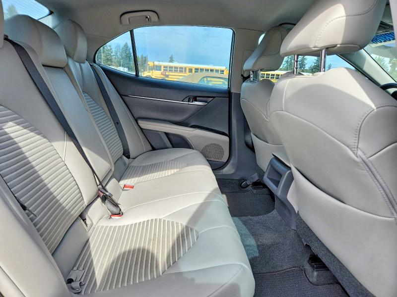 2018 Toyota Camry Hybrid მანქანა იყიდება აუქციონზე, vin: 4T1B21HK7JU007984, აუქციონის ნომერი: 70023286