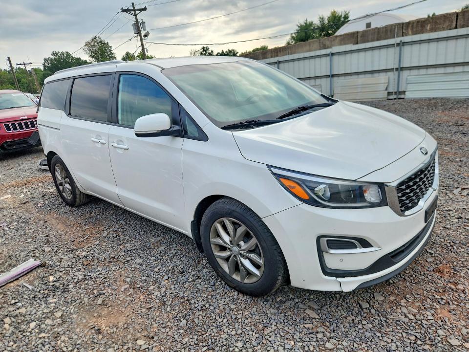 2020 Kia Sedona მანქანა იყიდება აუქციონზე, vin: KNDMB5C14L6577919, აუქციონის ნომერი: 69003346