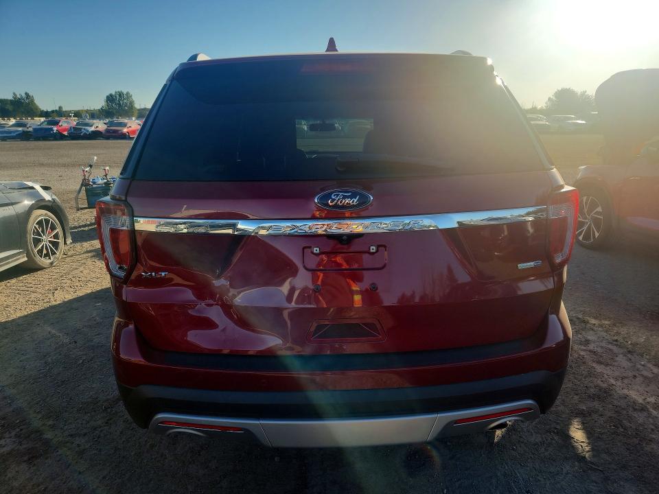68382996 :رقم المزاد ، 1FM5K8D82GGC16105 vin ، 2016 Ford Explorer مزاد بيع