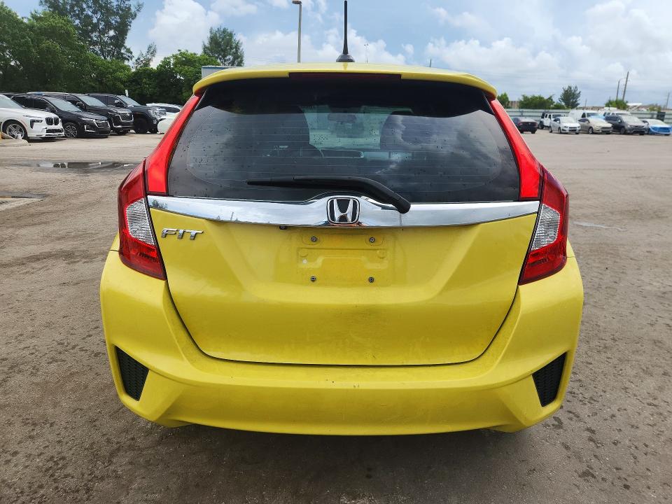 Продажа на аукционе авто 2015 Honda Fit, vin: 3HGGK5H85FM725200, номер лота: 68024816