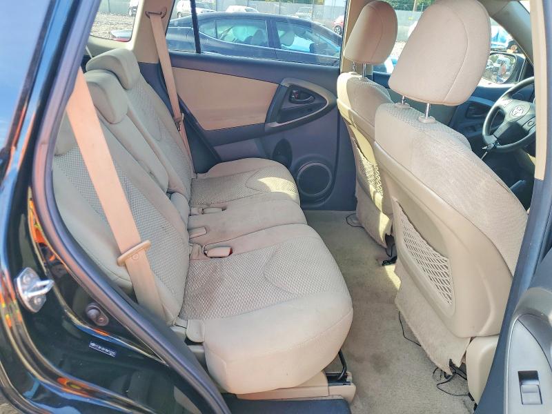 67639786 :رقم المزاد ، 2T3BF4DV1BW132915 vin ، 2011 Toyota Rav4 مزاد بيع
