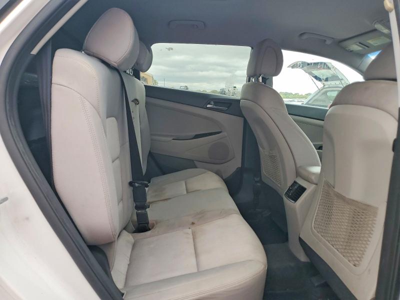 70326776 :رقم المزاد ، KM8J33A21HU436689 vin ، 2017 Hyundai Tucson مزاد بيع