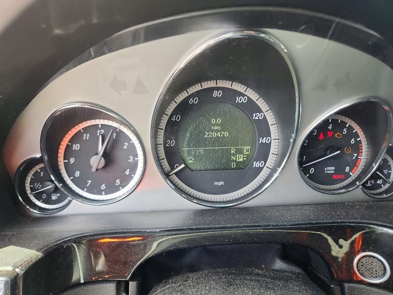 2010 Mercedes-benz E მანქანა იყიდება აუქციონზე, vin: WDDHF5GB0AA206183, აუქციონის ნომერი: 70600216