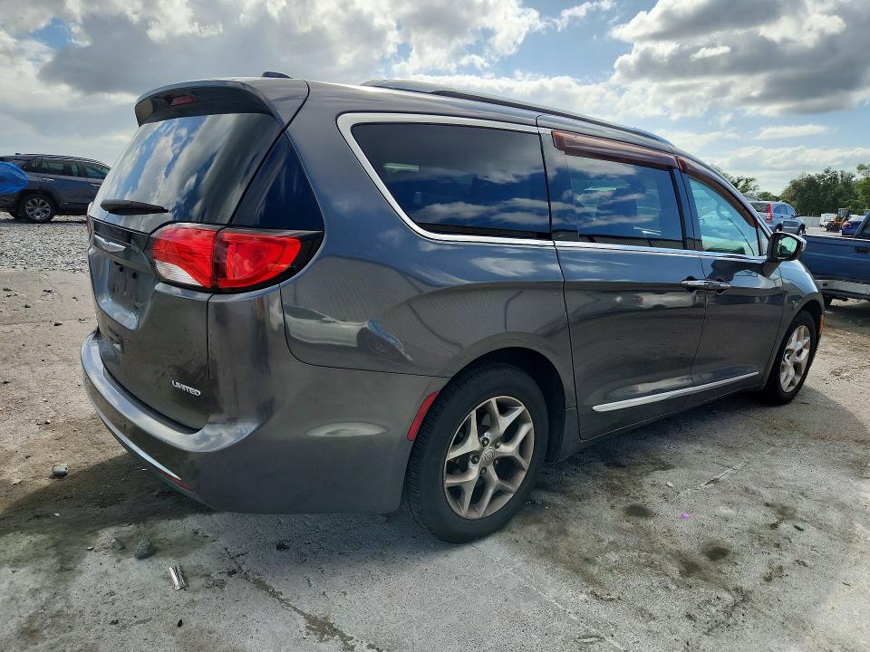 2017 Chrysler Pacifica მანქანა იყიდება აუქციონზე, vin: 2C4RC1GG7HR531365, აუქციონის ნომერი: 69114946