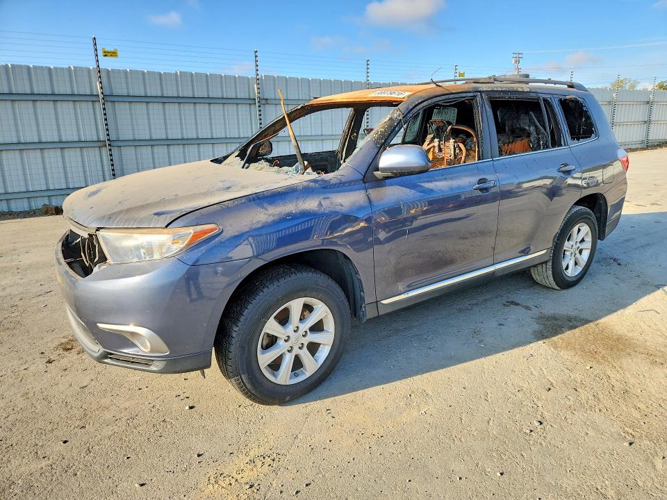 2013 Toyota Highlander მანქანა იყიდება აუქციონზე, vin: 5TDBK3EH6DS270050, აუქციონის ნომერი: 66979616