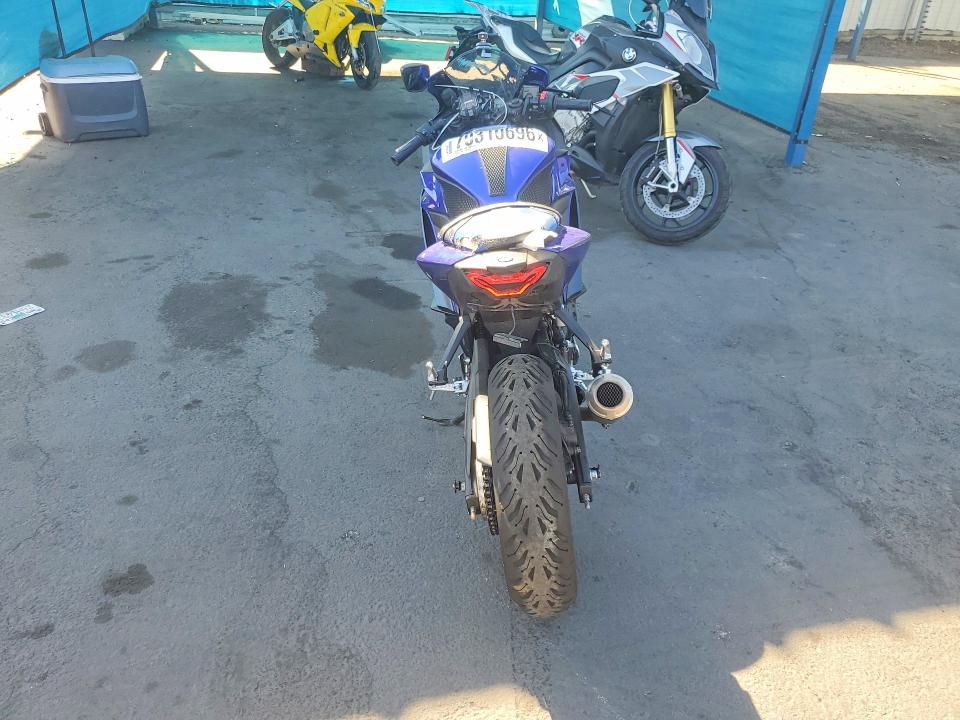 Продажа на аукционе авто 2023 Yamaha Yzfr3, vin: MH3RH18YXPK010826, номер лота: 70310696
