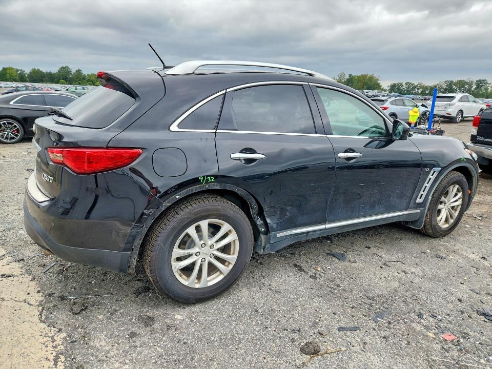Продаж на аукціоні авто 2015 Infiniti Qx70, vin: JN8CS1MW0FM481661, номер лоту: 69225216