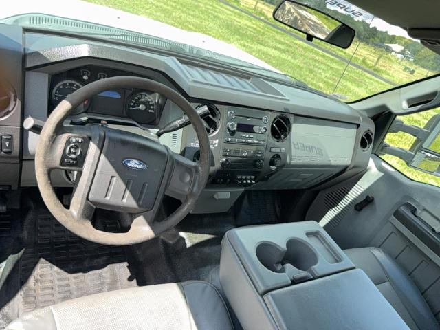 70292066 :رقم المزاد ، 1FDRF3G67FEC14945 vin ، 2015 Ford F350 مزاد بيع