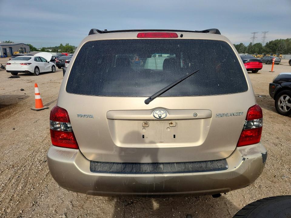 68022586 :رقم المزاد ، JTEGD21A240076827 vin ، 2004 Toyota Highlander مزاد بيع