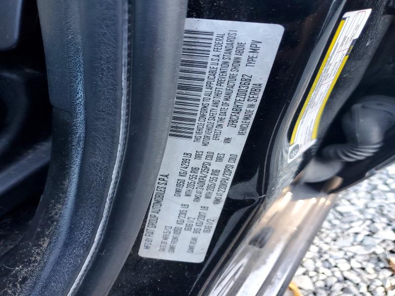 69693136 :رقم المزاد ، ZFBCFABH7EZ003682 vin ، 2014 Fiat 500l مزاد بيع