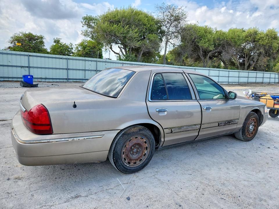 71006226 :رقم المزاد ، 2MEFM74W55X667269 vin ، 2005 Mercury Grand Marquis مزاد بيع