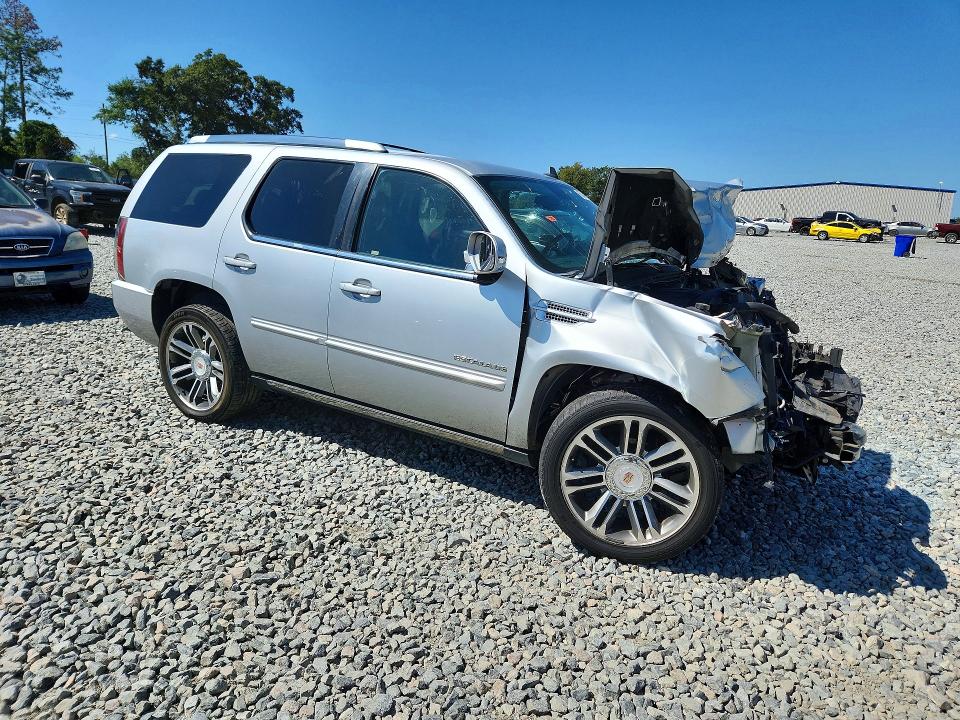 68946286 :رقم المزاد ، 1GYS4CEF4CR262660 vin ، 2012 Cadillac Escalade مزاد بيع