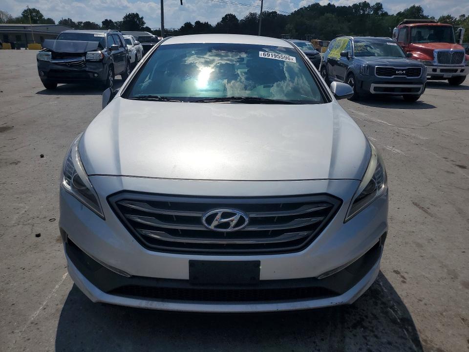 Auction sale of the 2017 Hyundai Sonata, vin: 5NPE34AB7HH464020        , lot number: 69195596