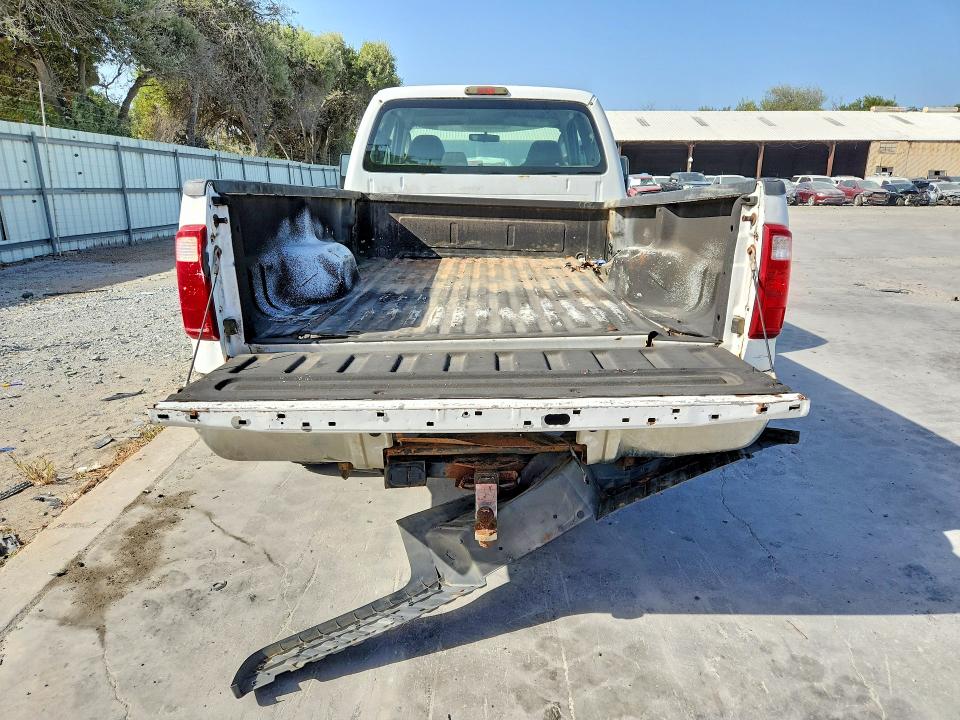 56317796 :رقم المزاد ، 1FTSX215X9EA84032 vin ، 2009 Ford F250 مزاد بيع