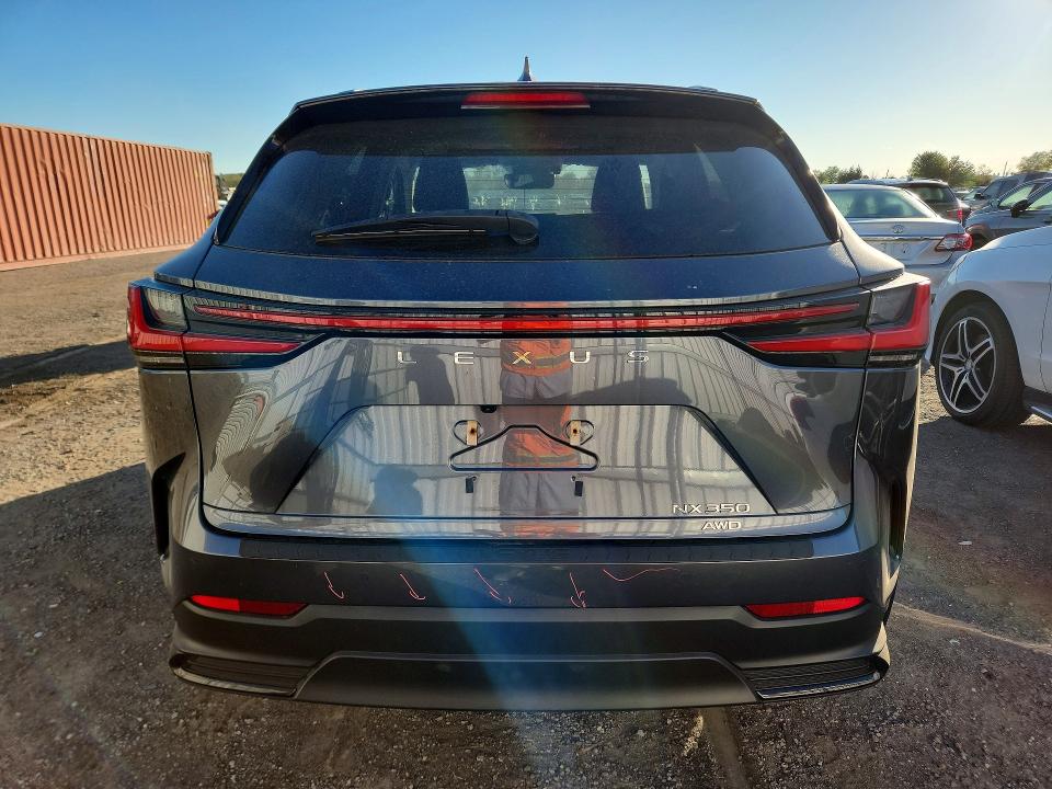 Продажа на аукционе авто 2022 Lexus Nx, vin: JTJGGCEZ3N2004202, номер лота: 70244446