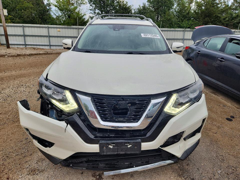 Продаж на аукціоні авто 2018 Nissan Rogue, vin: JN8AT2MV6JW350135, номер лоту: 69113346