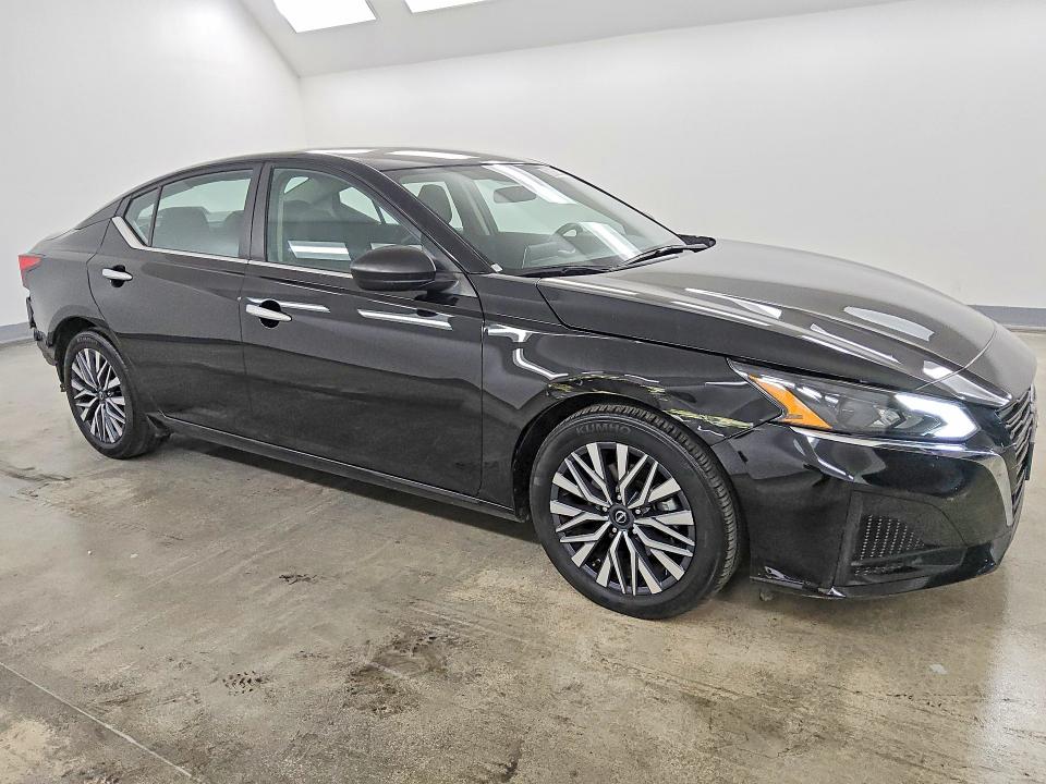 68414496 :رقم المزاد ، 1N4BL4DV6SN361757 vin ، 2025 Nissan Altima مزاد بيع
