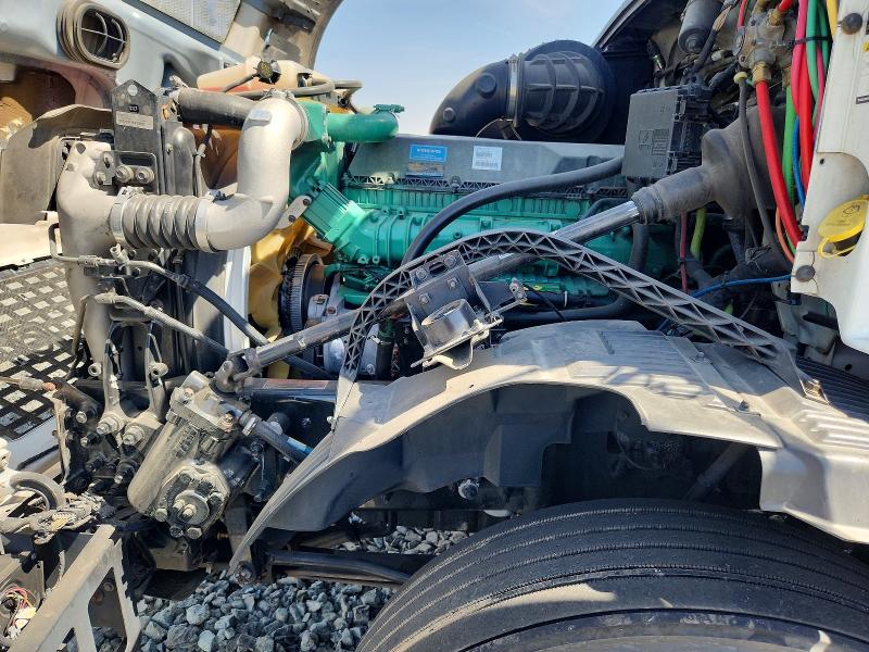 Aukcja sprzedaży 2016 Volvo Vnl (4), vin: 4V4NC9EJ1GN948699, numer aukcji: 67601296