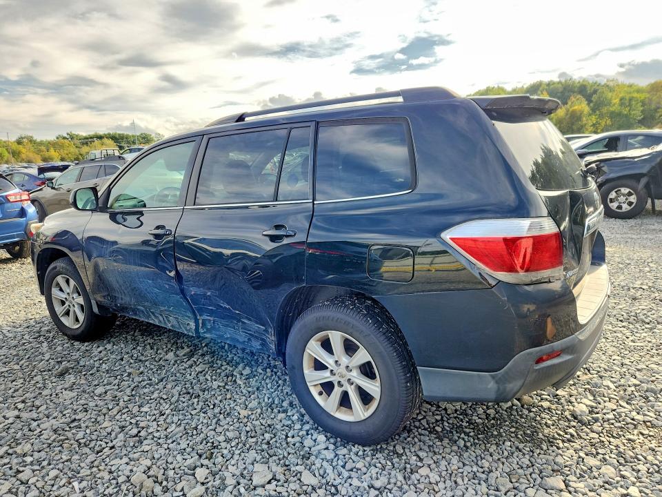 2011 Toyota Highlander მანქანა იყიდება აუქციონზე, vin: 5TDBK3EH7BS072820, აუქციონის ნომერი: 71256856