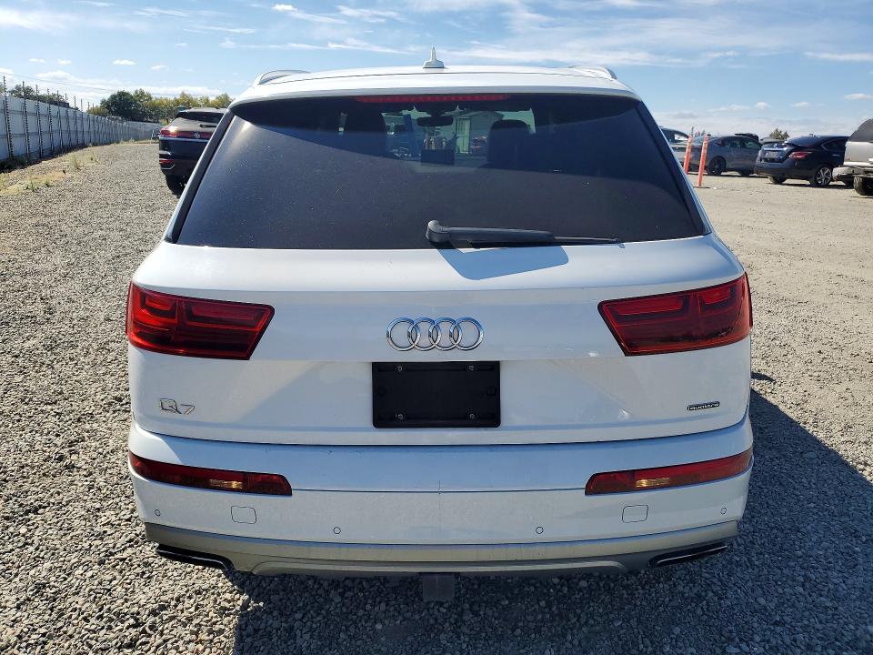 Продажа на аукционе авто 2017 Audi Q7, vin: WA1LHAF73HD055492, номер лота: 66820566