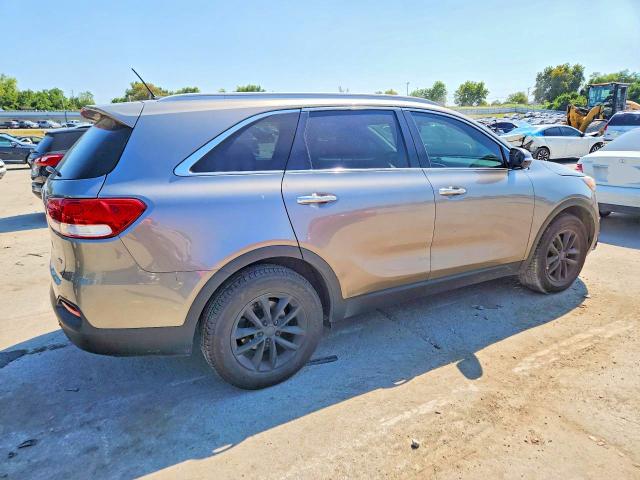 2016 Kia Sorento მანქანა იყიდება აუქციონზე, vin: 5XYPG4A3XGG122623, აუქციონის ნომერი: 68499016