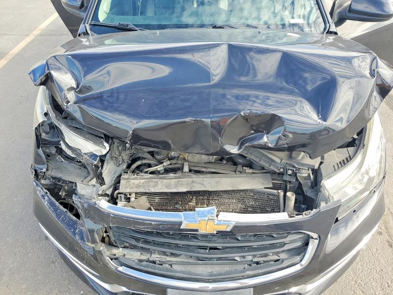 68664306 :رقم المزاد ، 1G1PE5SB3F7167277 vin ، 2015 Chevrolet Cruze مزاد بيع