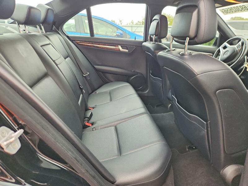 Продаж на аукціоні авто 2013 Mercedes-benz C, vin: WDDGF8ABXDR262384, номер лоту: 69302656