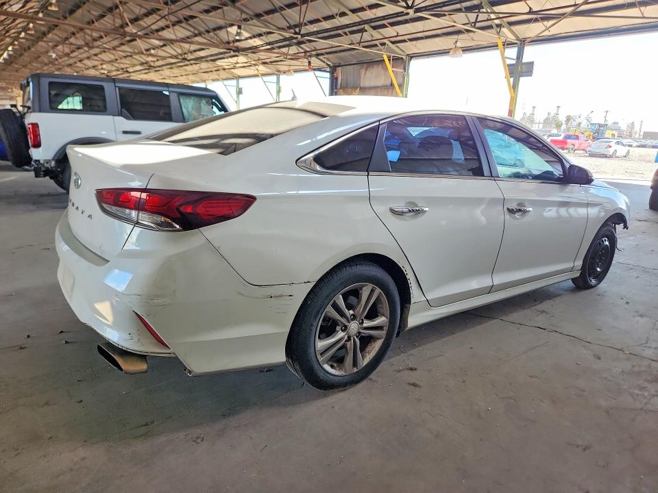 69037696 :رقم المزاد ، 5NPE34AF3KH749646 vin ، 2019 Hyundai Sonata مزاد بيع