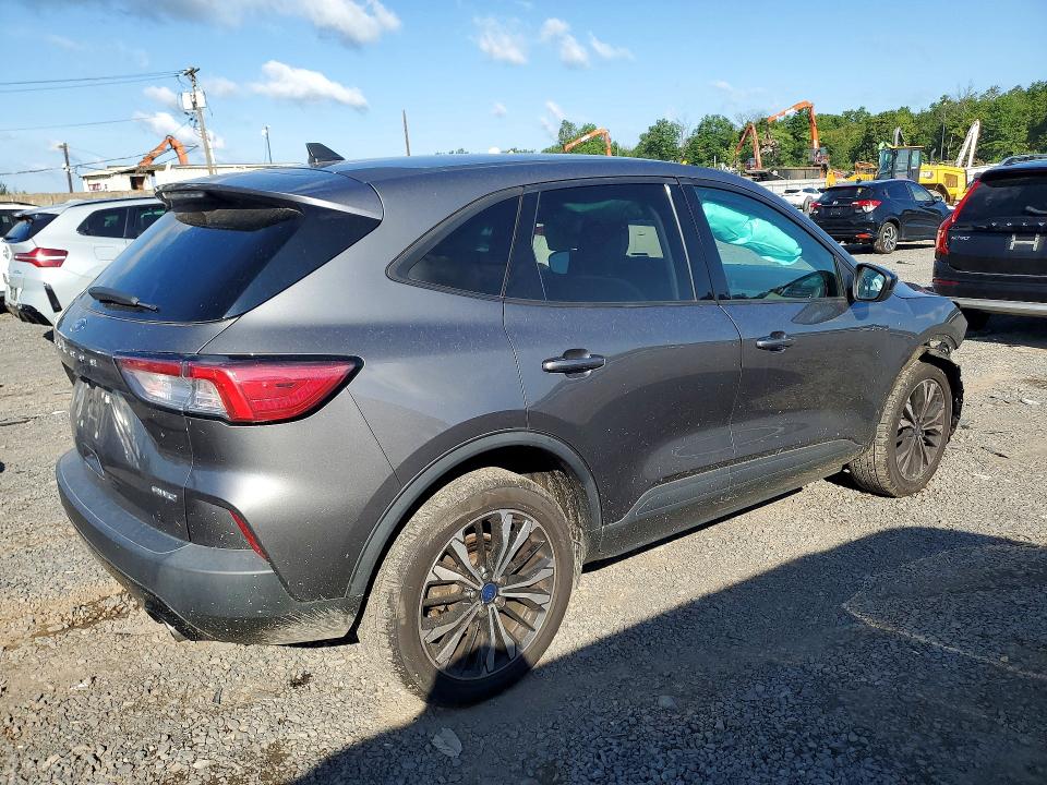 Продаж на аукціоні авто 2022 Ford Escape, vin: 1FMCU9G67NUA23691, номер лоту: 67837576