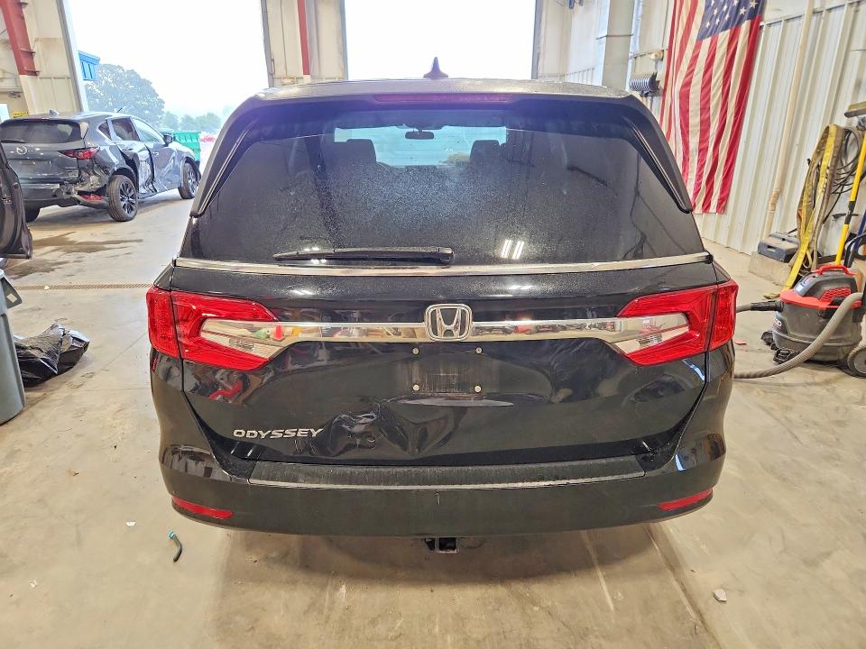 Продаж на аукціоні авто 2018 Honda Odyssey, vin: 5FNRL6H56JB045108, номер лоту: 69370306