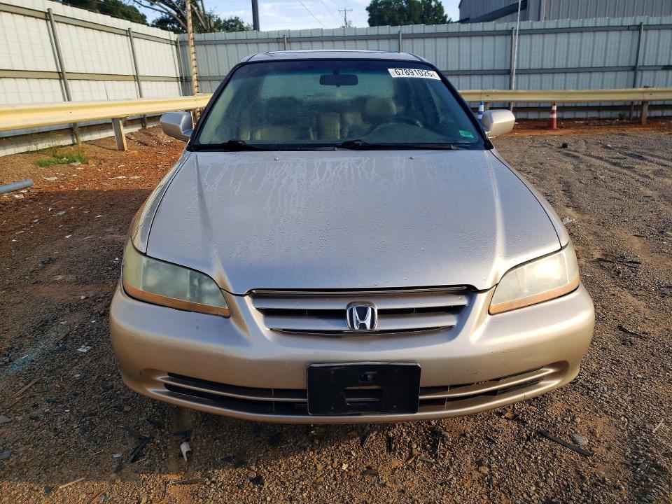 2002 Honda Accord მანქანა იყიდება აუქციონზე, vin: 1HGCG16592A025401, აუქციონის ნომერი: 67891026