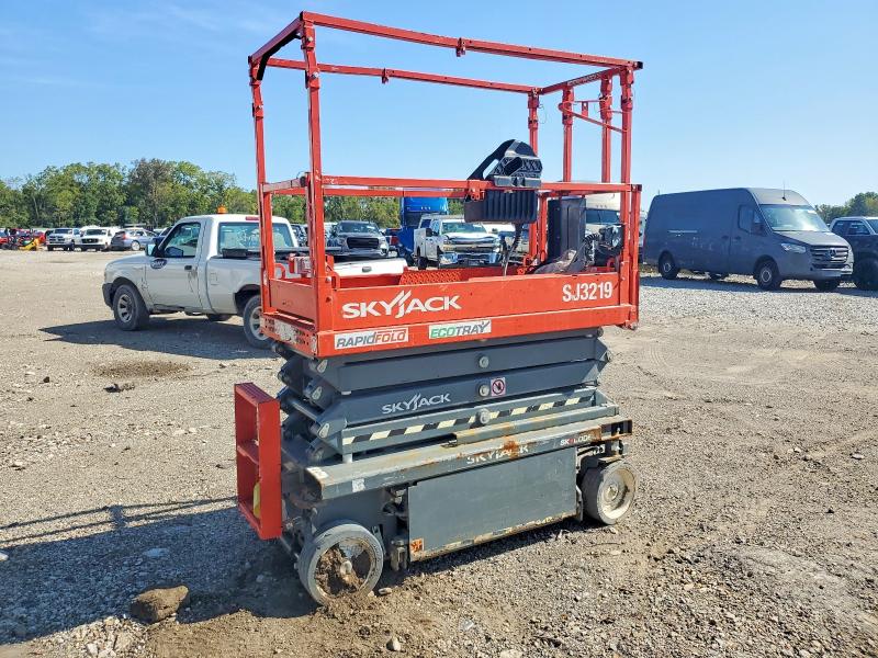 69150096 :رقم المزاد ، A100031204 vin ، 2023 Skyjack Sj3219 مزاد بيع