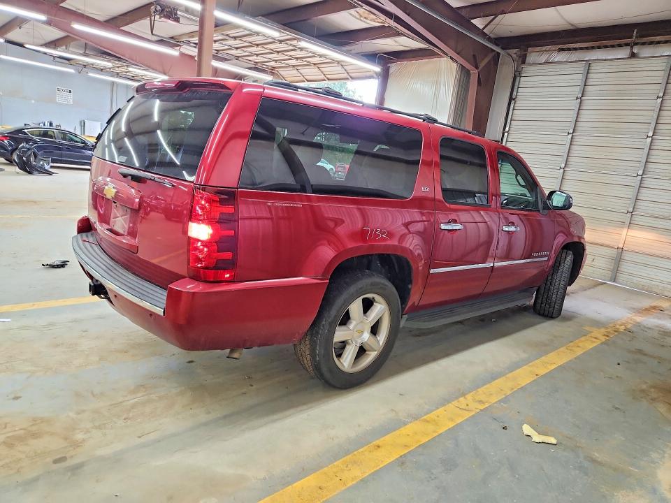 68970956 :رقم المزاد ، 1GNSKKE76DR183062 vin ، 2013 Chevrolet Suburban مزاد بيع