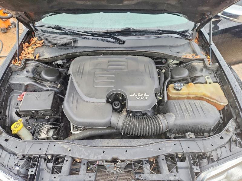 68729096 :رقم المزاد ، 2C3CCAEG3HH566536 vin ، 2017 Chrysler 300c مزاد بيع