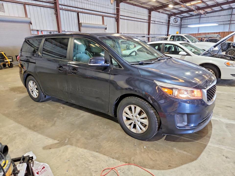 70473626 :رقم المزاد ، KNDMB5C12H6233867 vin ، 2017 Kia Sedona مزاد بيع