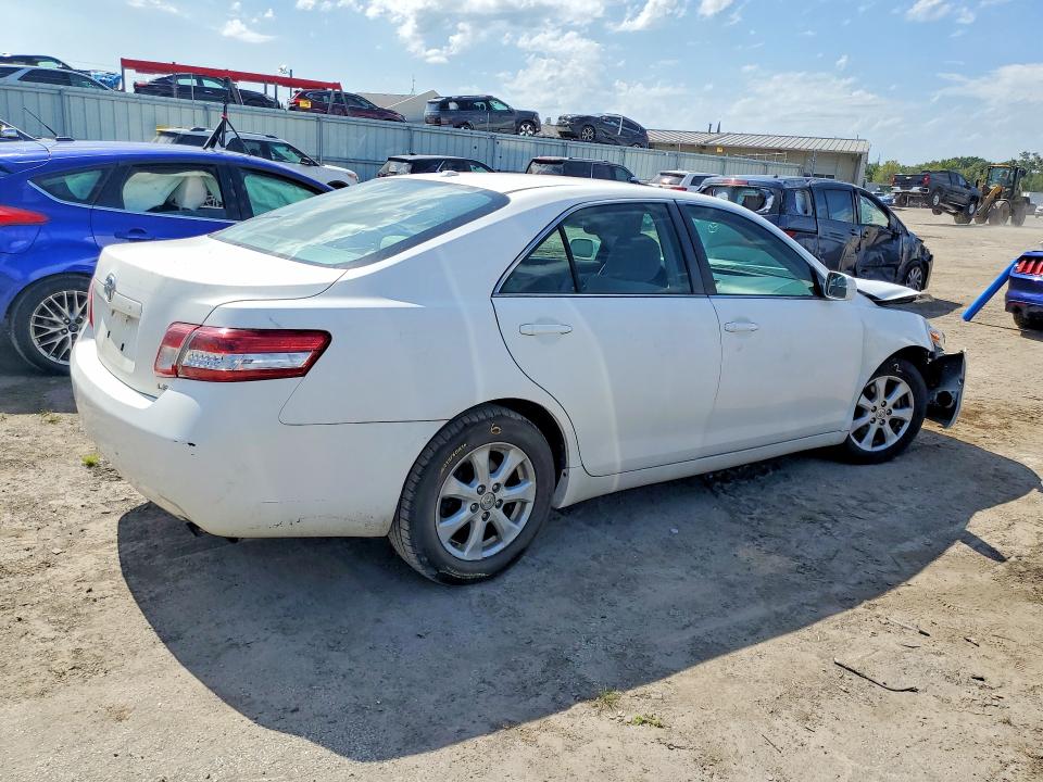 2011 Toyota Camry მანქანა იყიდება აუქციონზე, vin: 4T1BF3EK8BU768416, აუქციონის ნომერი: 69042316