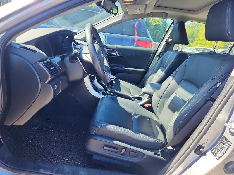 Продажа на аукционе авто 2017 Honda Accord, vin: JHMCR6F58HC031577, номер лота: 70167446
