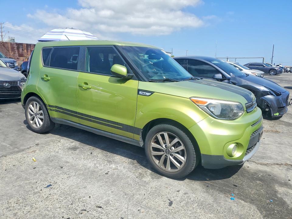 Продажа на аукционе авто 2018 Kia Soul, vin: KNDJP3A58J7888274, номер лота: 69318926